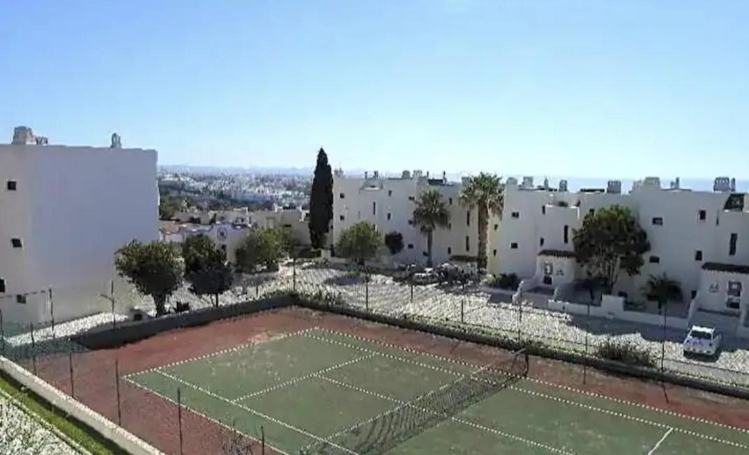 Simpatico Apartamento Com Piscina Em Albufeira Apartment Екстериор снимка